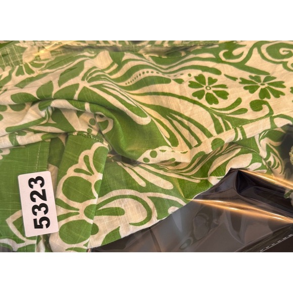 Pappagallo Shirt Blouse Medium Womens Button Down Green White Floral Roll Tab - Picture 15 of 15